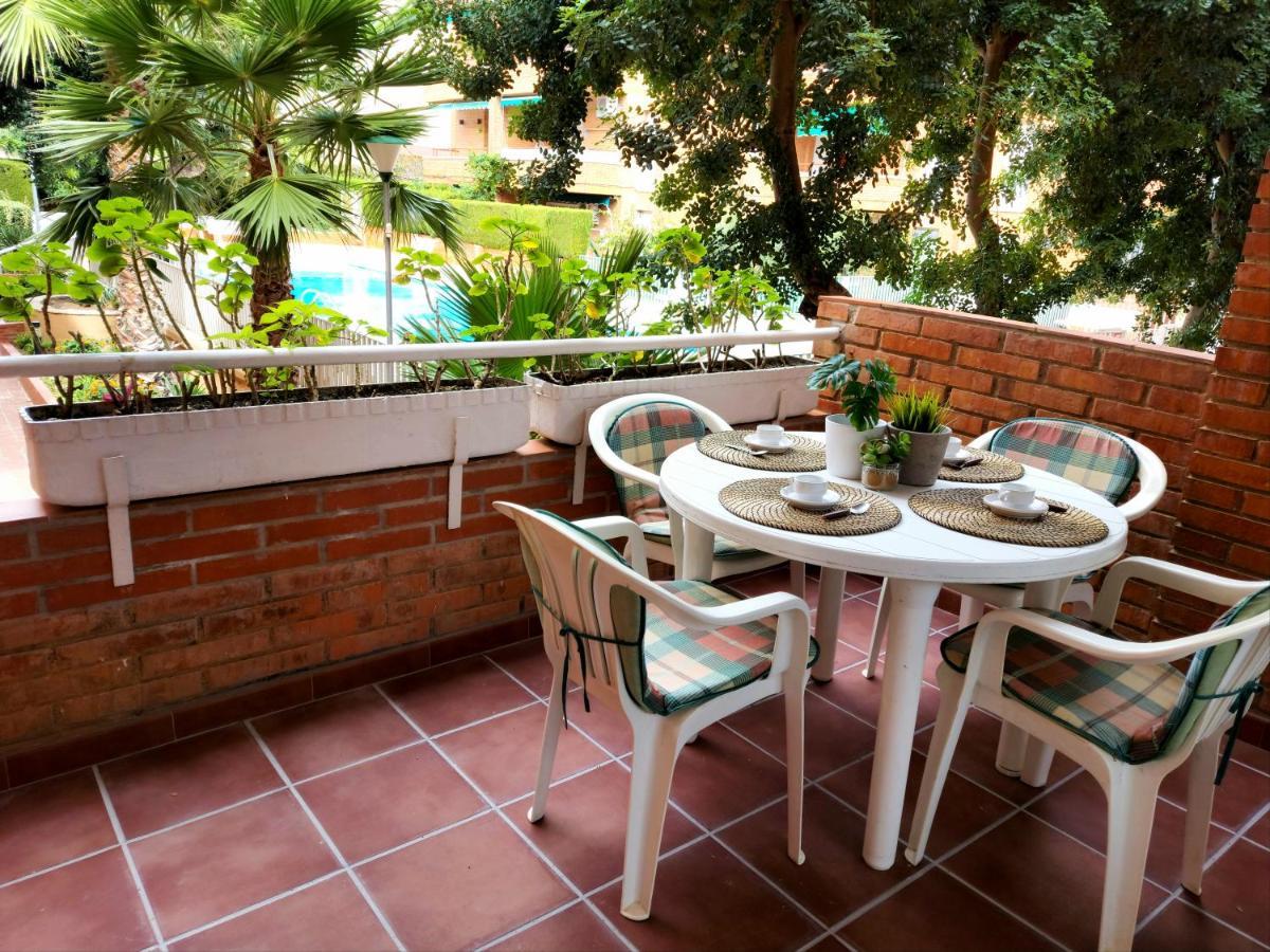 Apartamento Comarruga Playa y Piscina Exterior foto