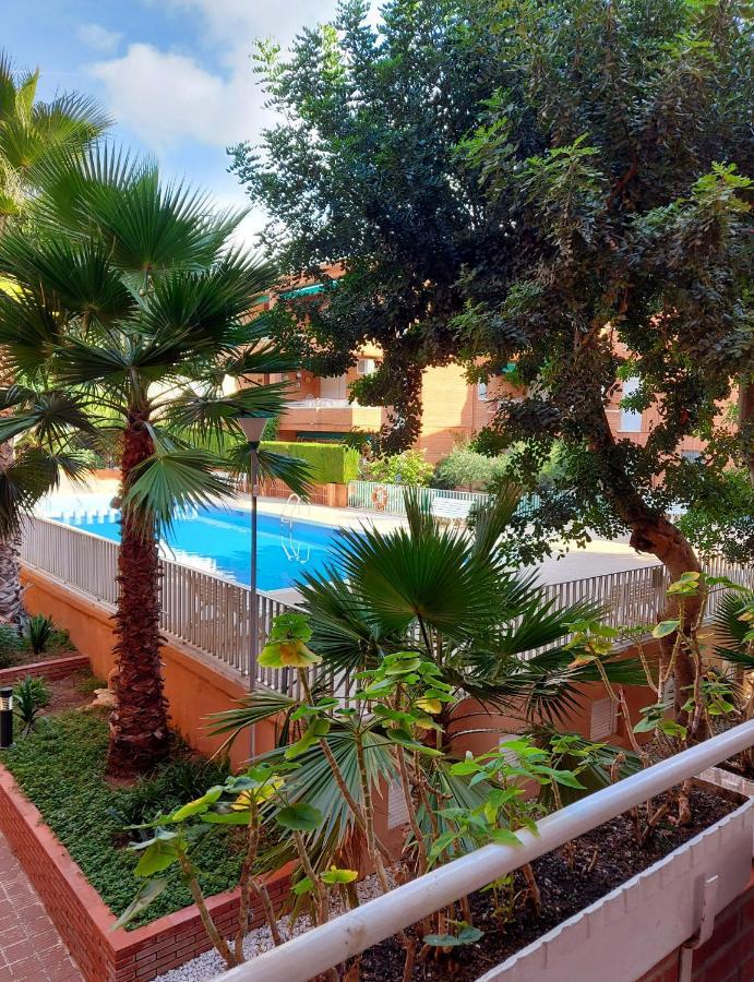 Apartamento Comarruga Playa y Piscina Exterior foto