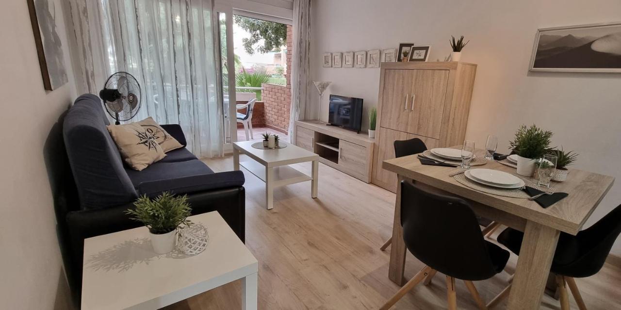 Apartamento Comarruga Playa y Piscina Exterior foto